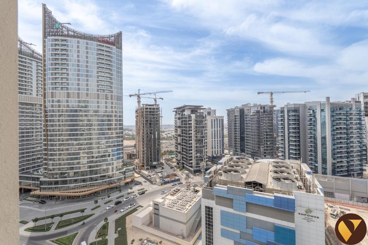 Vogue Brand-new, Canal View From The Bedroom And Huge Balcony, Business Bay Apartment *
