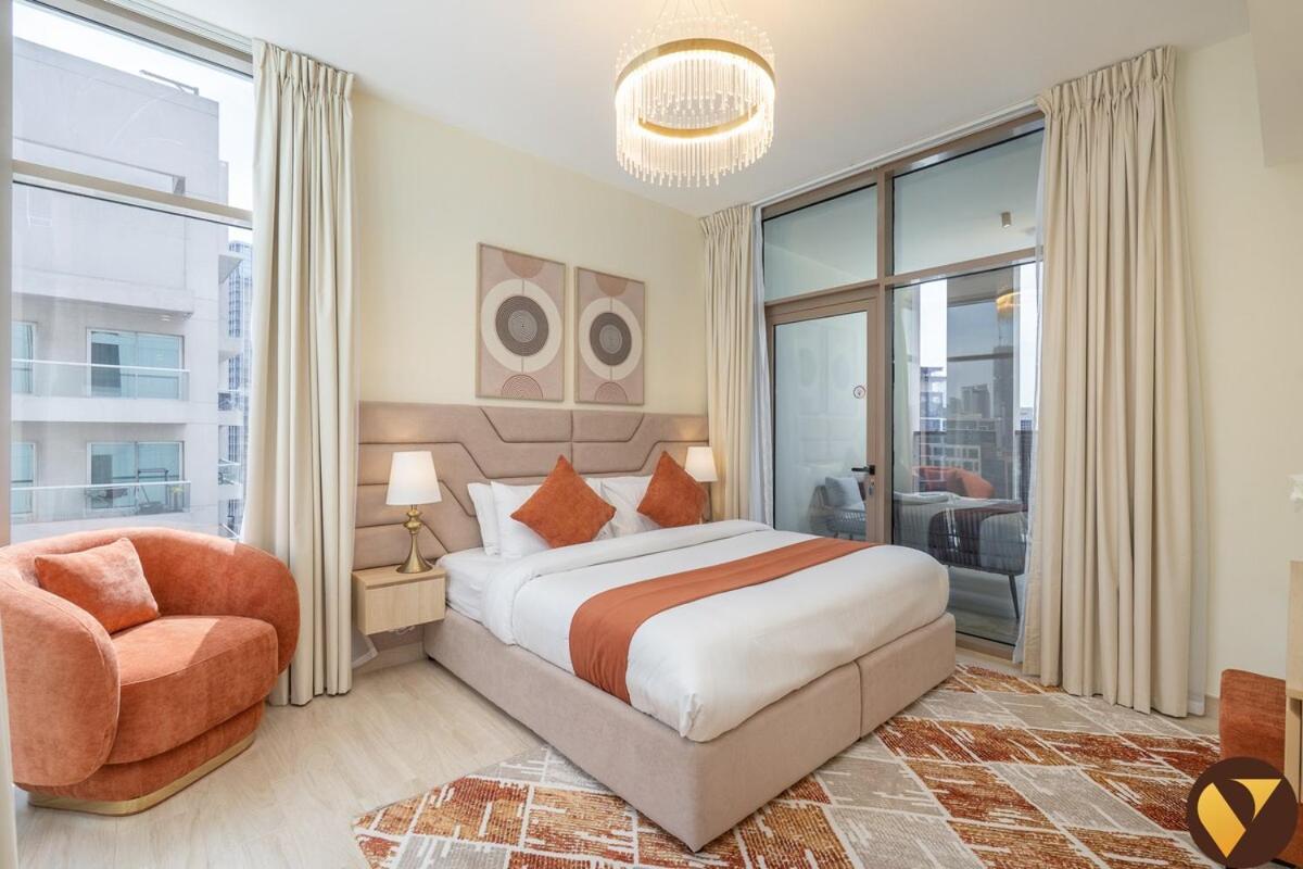 Vogue Brand-new, Canal View From The Bedroom And Huge Balcony, Business Bay *